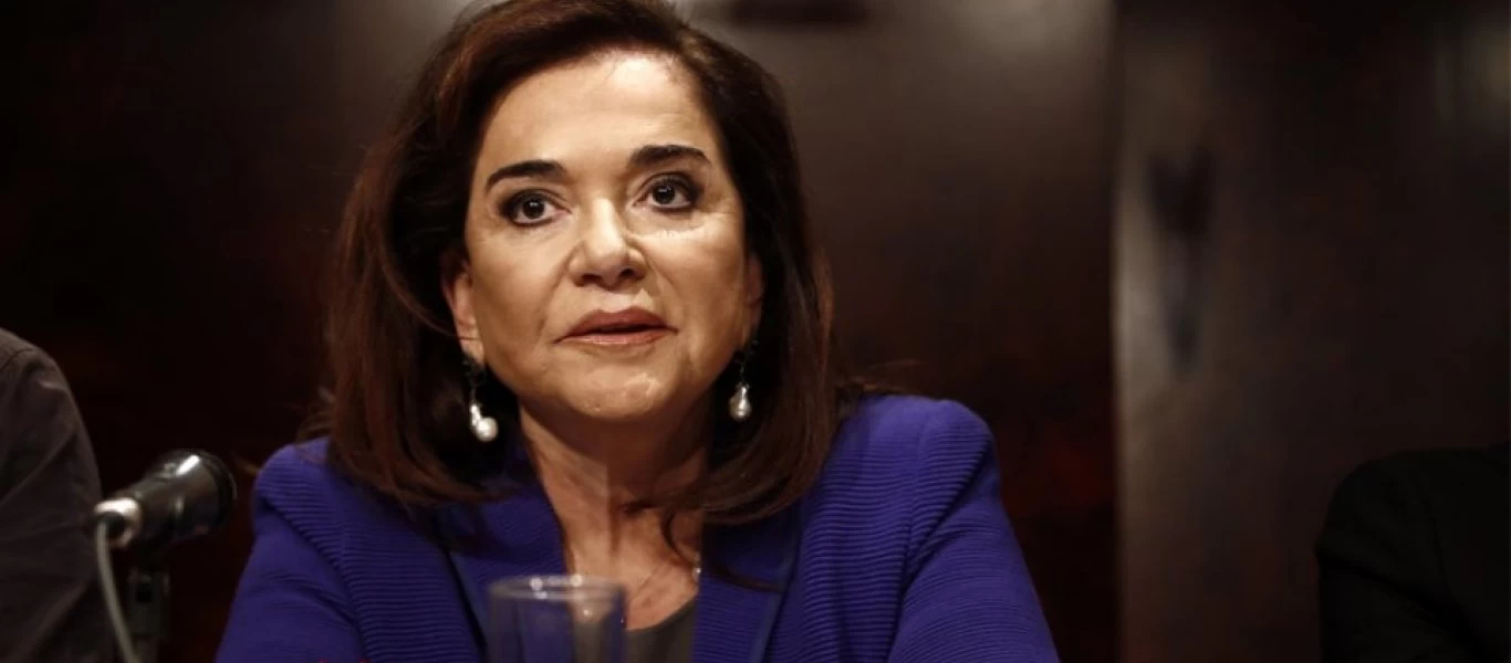 Ντ.Μπακογιάννη για την κοροϊδία της επετείου του 1940: «Υπερβολικές αντιδράσεις τα κορίτσια θέλουν διάλογο»